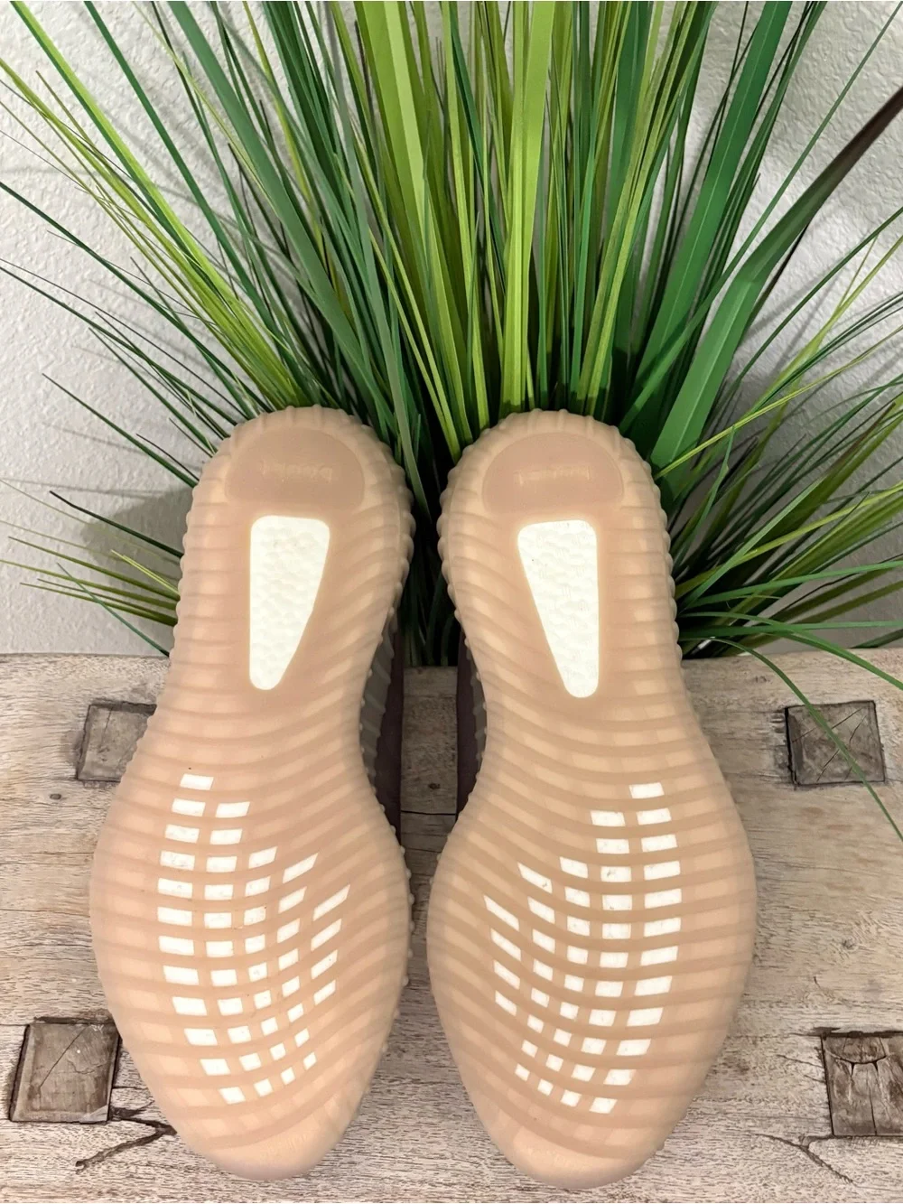 Adidas Yeezy Boost 350 V2 Mono Mist Sneakers